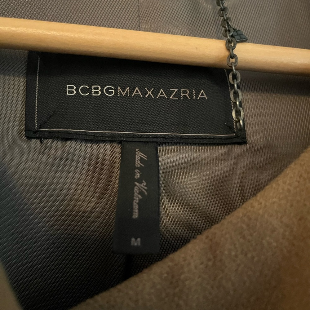 Stylish Two-Tone Coat - Picture 2 of 2